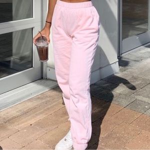 BRANDY MELVILLE PINK SWEATPANTS